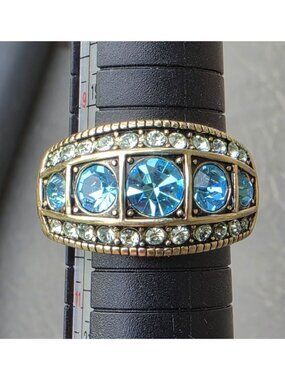 Heidi Daus Blue Swarovski Crystal Ring Size 10 Gold-Tone Vintage Style Jewelry